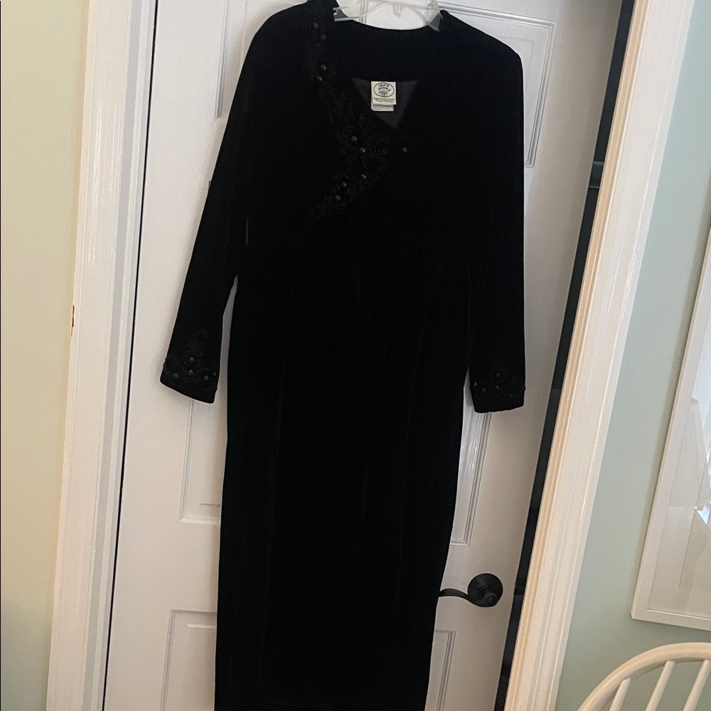 Laura Ashley Black Velvet Long Sleeve Dress